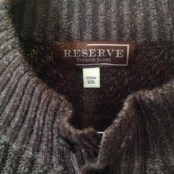 Sweater - Picture 3 of 5